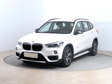 BMW X1, 2015 - pohled č. 3