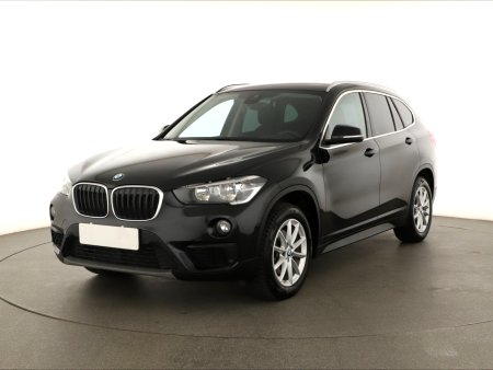 BMW X1, 2018 - pohled č. 3