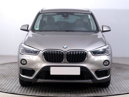 BMW X1, 2016 - pohled č. 2