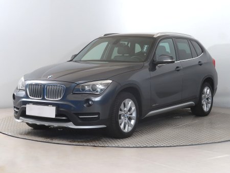 BMW X1, 2014 - pohled č. 3