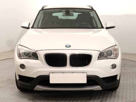 BMW X1, 2012 - pohled č. 2