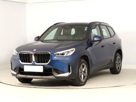 BMW X1, 2023 - pohled č. 3