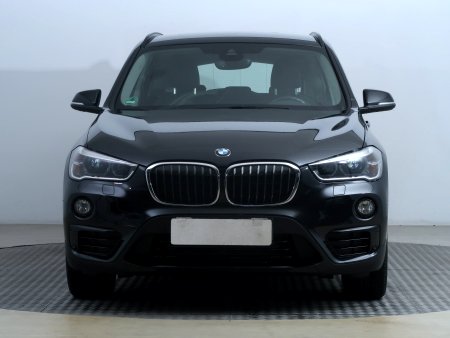 BMW X1, 2019 - pohled č. 2