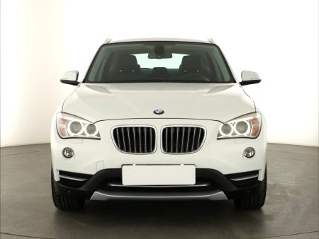 BMW X1, 2012 - pohled č. 2