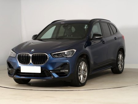 BMW X1, 2022 - pohled č. 3