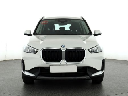 BMW X1, 2023 - pohled č. 2