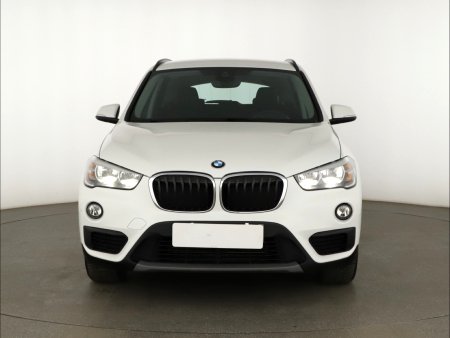 BMW X1, 2018 - pohled č. 2