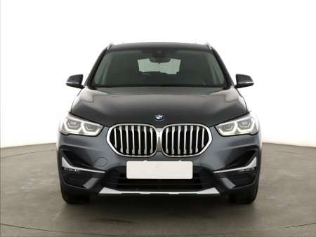 BMW X1, 2021 - pohled č. 2