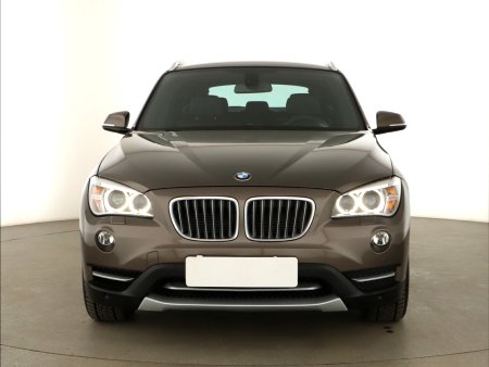 BMW X1, 2013 - pohled č. 2