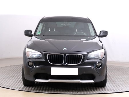 BMW X1, 2010 - pohled č. 2