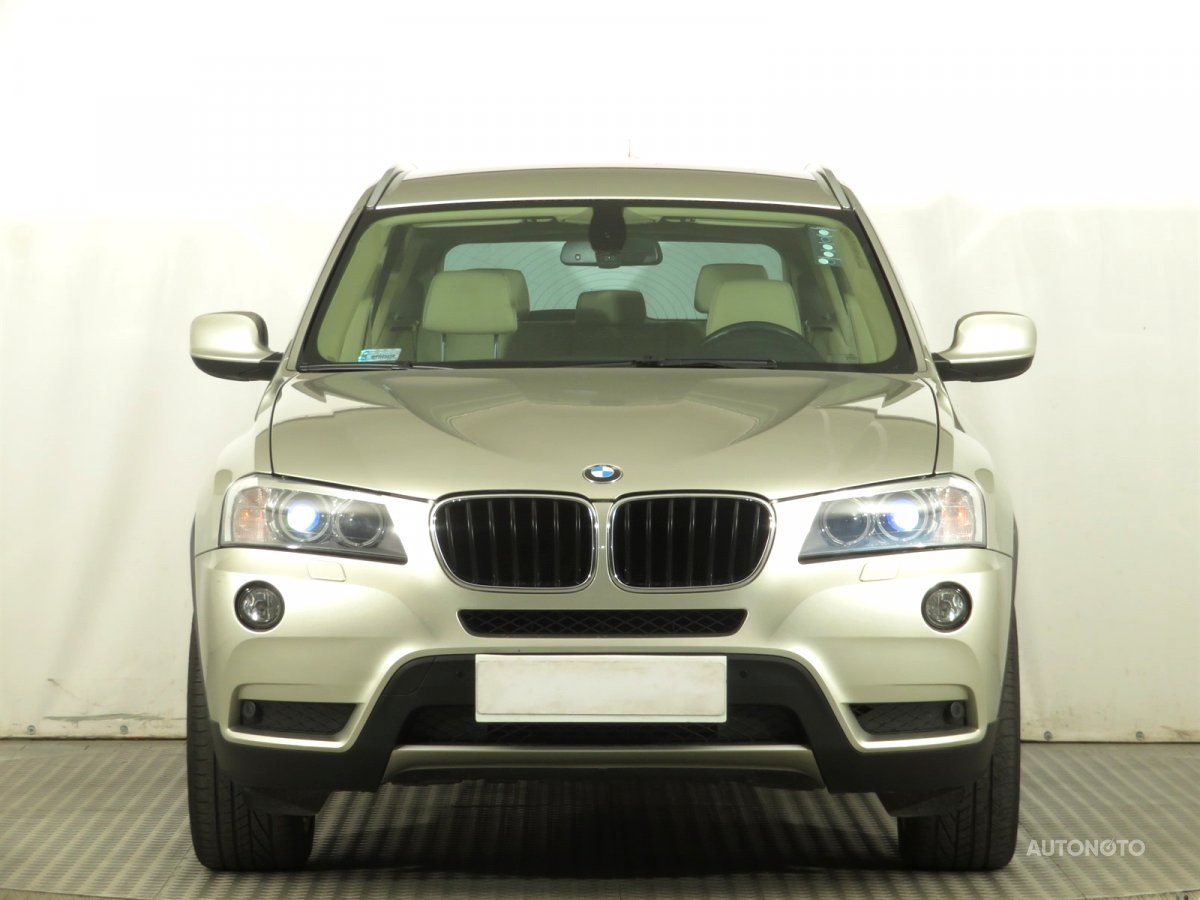 BMW X3, 2010 - pohled č. 2