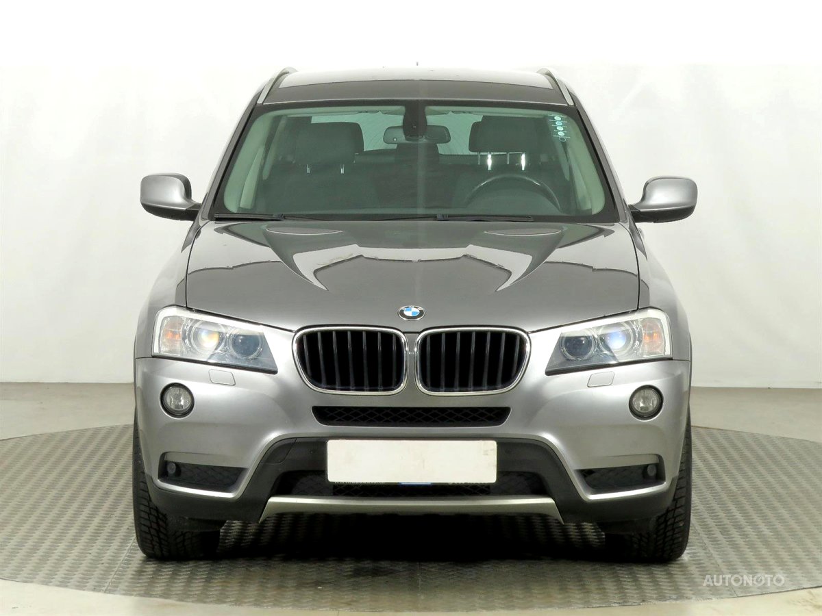 BMW X3, 2011 - pohled č. 2