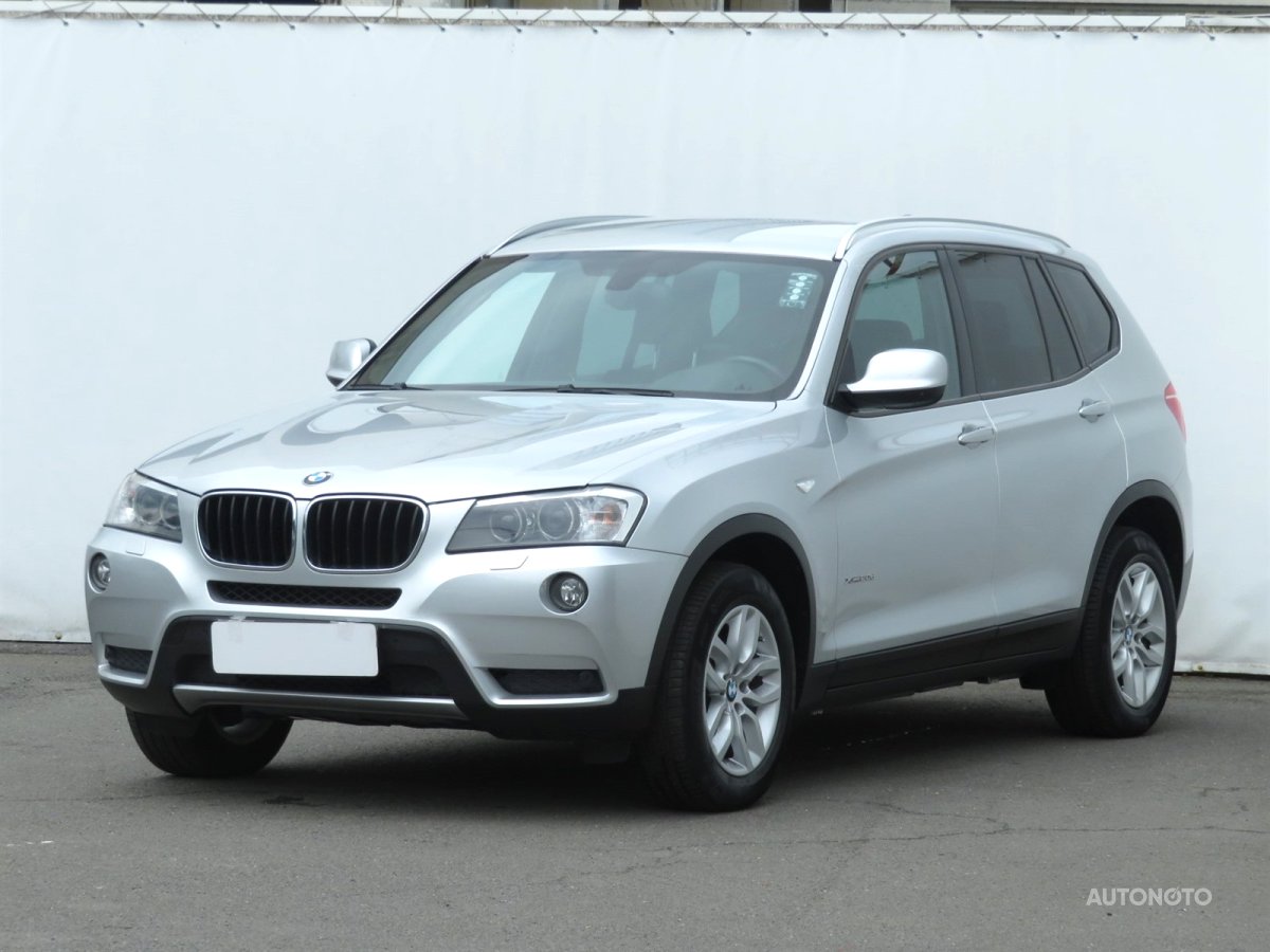 BMW X3, 2012 - pohled č. 3