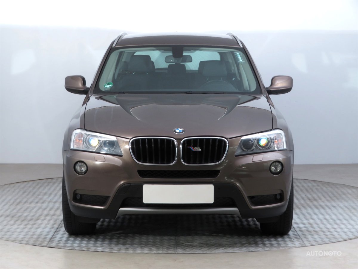 BMW X3, 2012 - pohled č. 2