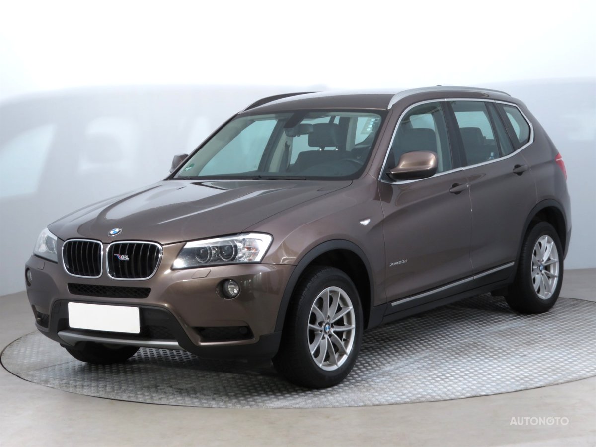BMW X3, 2012 - pohled č. 3