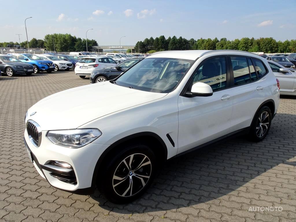 BMW X3, 2018 - pohled č. 2