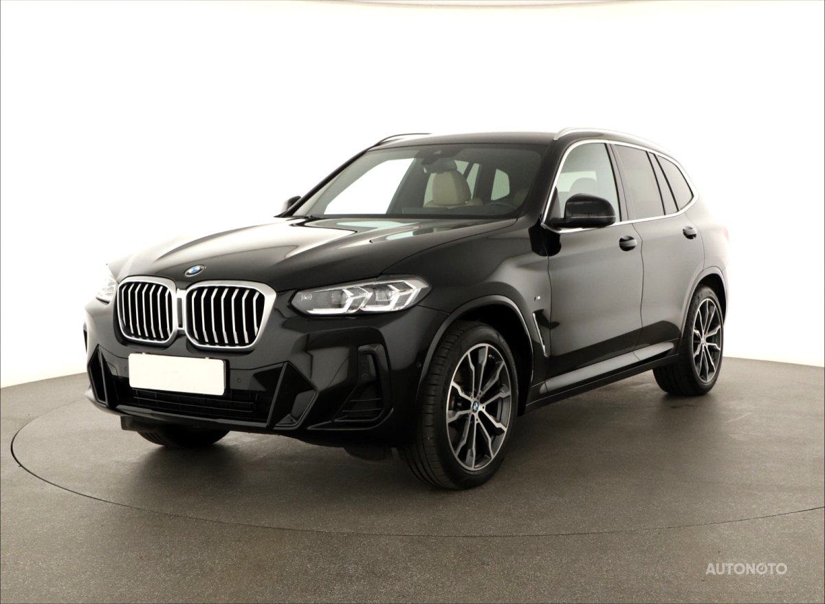 BMW X3, 2023 - pohled č. 3