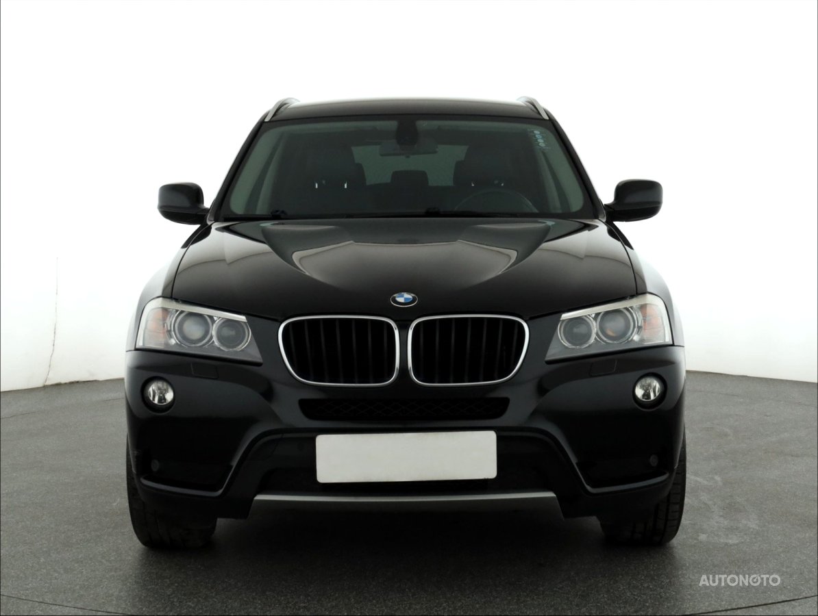 BMW X3, 2011 - pohled č. 2