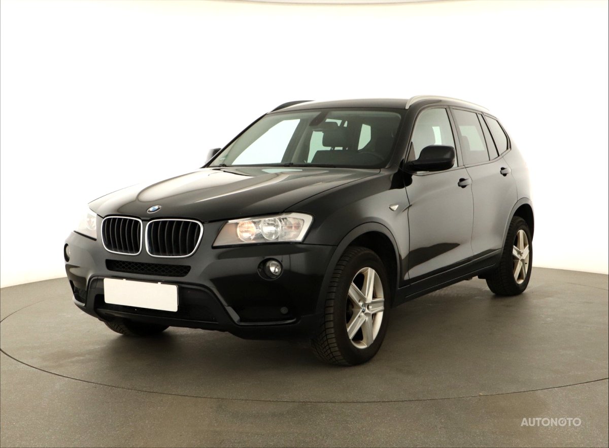 BMW X3, 2012 - pohled č. 3