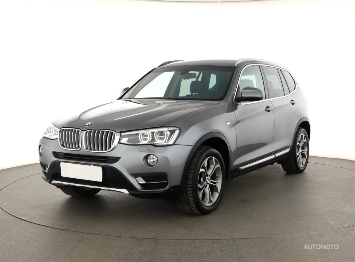 BMW X3, 2017 - pohled č. 3