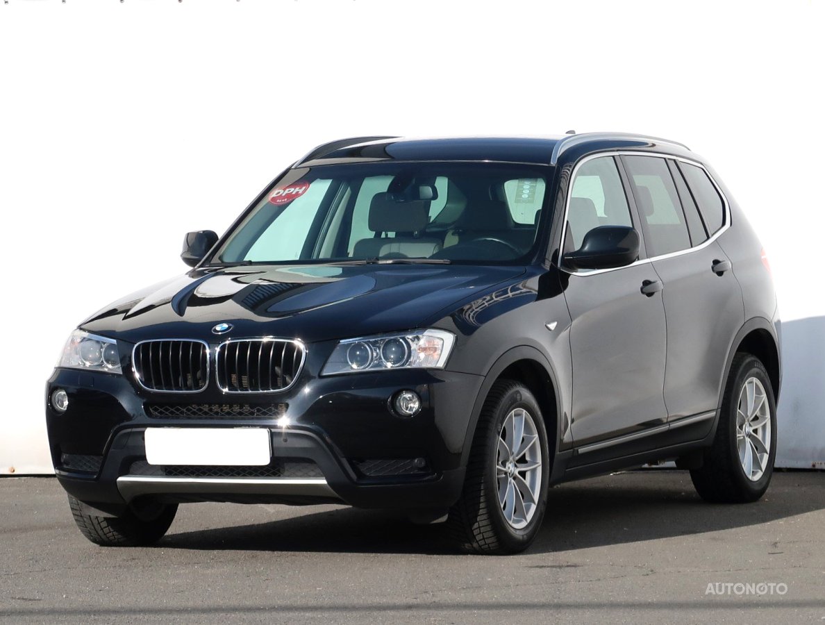 BMW X3, 2011 - pohled č. 3