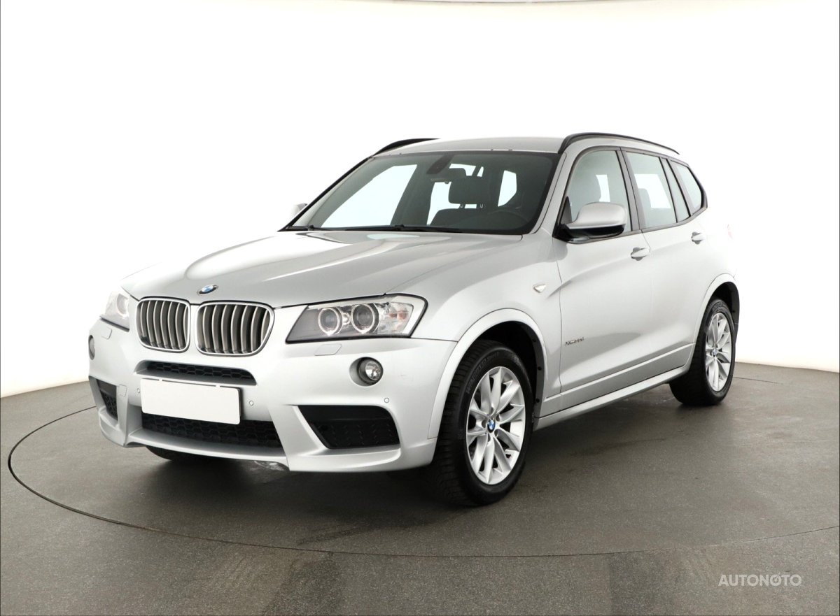 BMW X3, 2012 - pohled č. 3