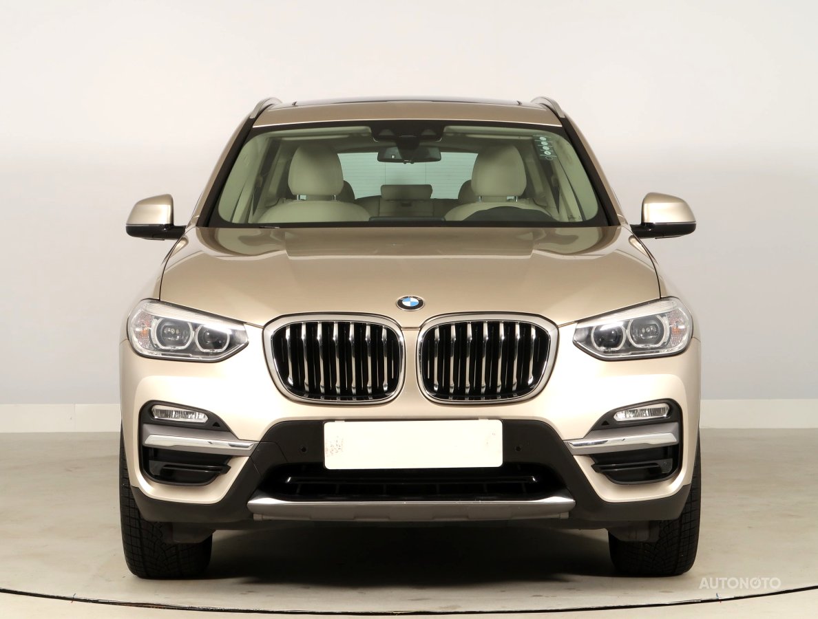BMW X3, 2018 - pohled č. 2