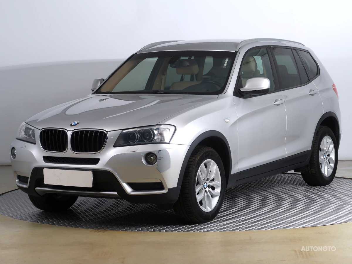 BMW X3, 2012 - pohled č. 3