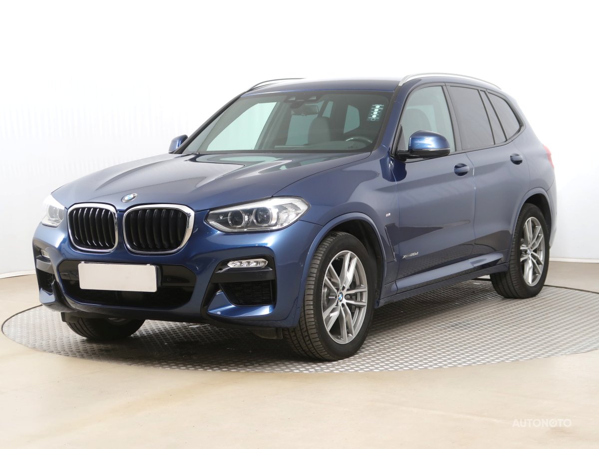 BMW X3, 2018 - pohled č. 3