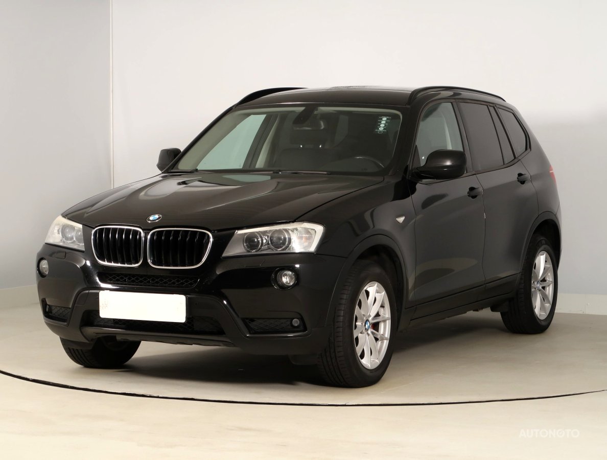 BMW X3, 2011 - pohled č. 3