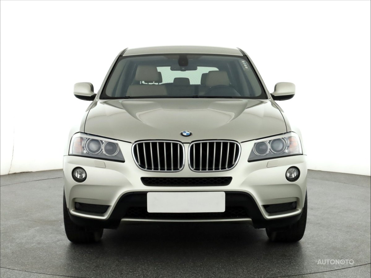 BMW X3, 2011 - pohled č. 2