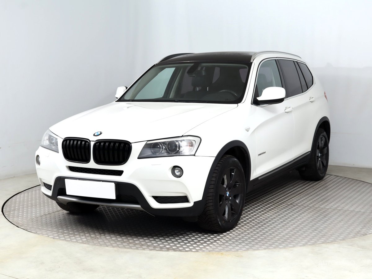 BMW X3, 2012 - pohled č. 3