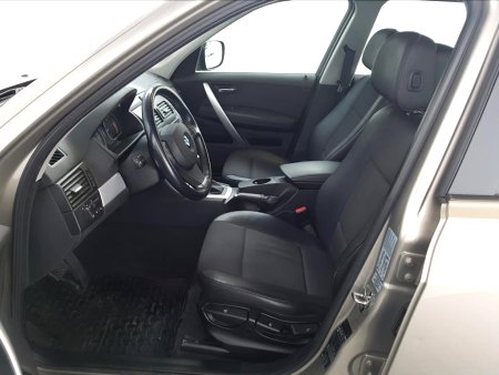 BMW X3, 2010 - pohled č. 7