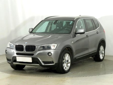 BMW X3, 2011 - pohled č. 3