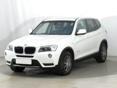BMW X3, 2012 - pohled č. 3