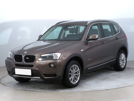 BMW X3, 2012 - pohled č. 3