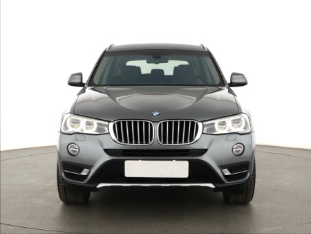BMW X3, 2017 - pohled č. 2