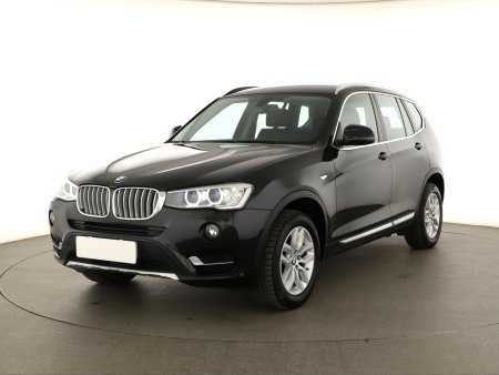 BMW X3, 2016 - pohled č. 3