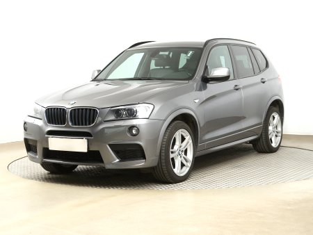 BMW X3, 2012 - pohled č. 3