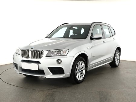 BMW X3, 2012 - pohled č. 3