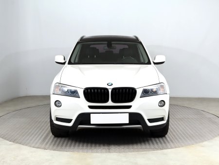 BMW X3, 2012 - pohled č. 2