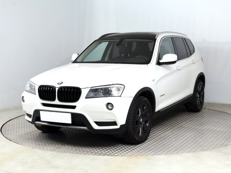 BMW X3, 2012 - pohled č. 3