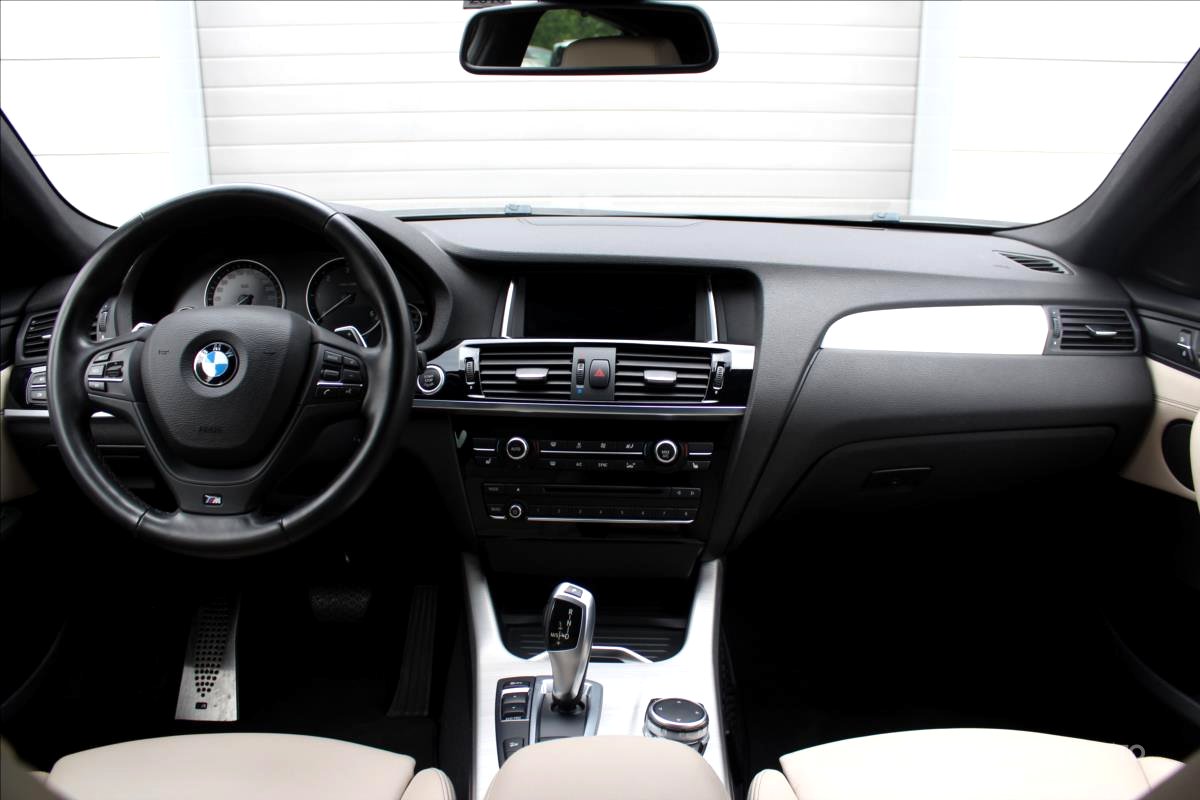 BMW X4, 2015 - pohled č. 8