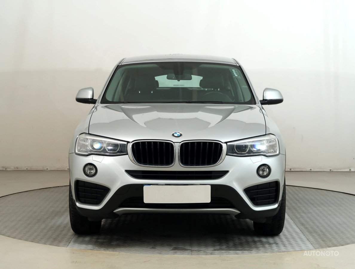 BMW X4, 2017 - pohled č. 2