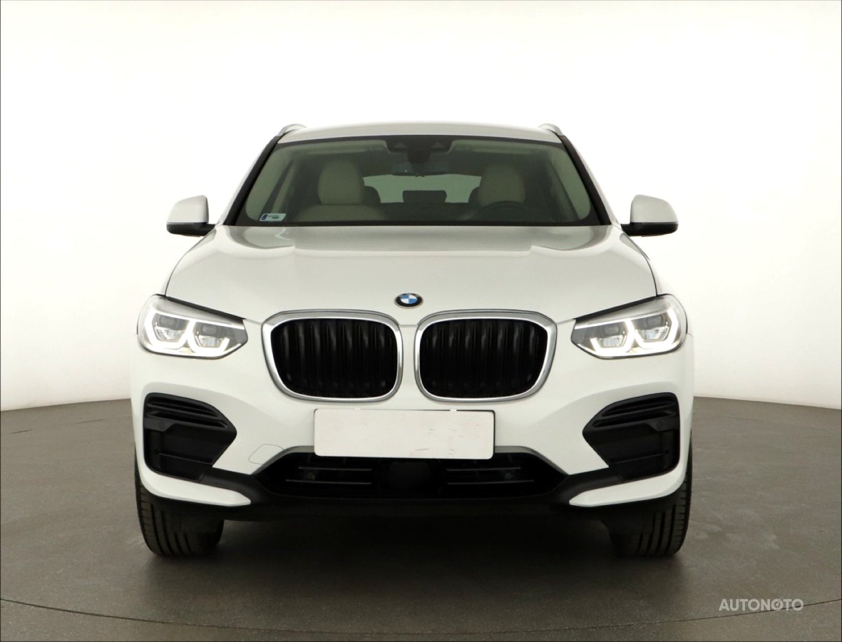 BMW X4, 2020 - pohled č. 2
