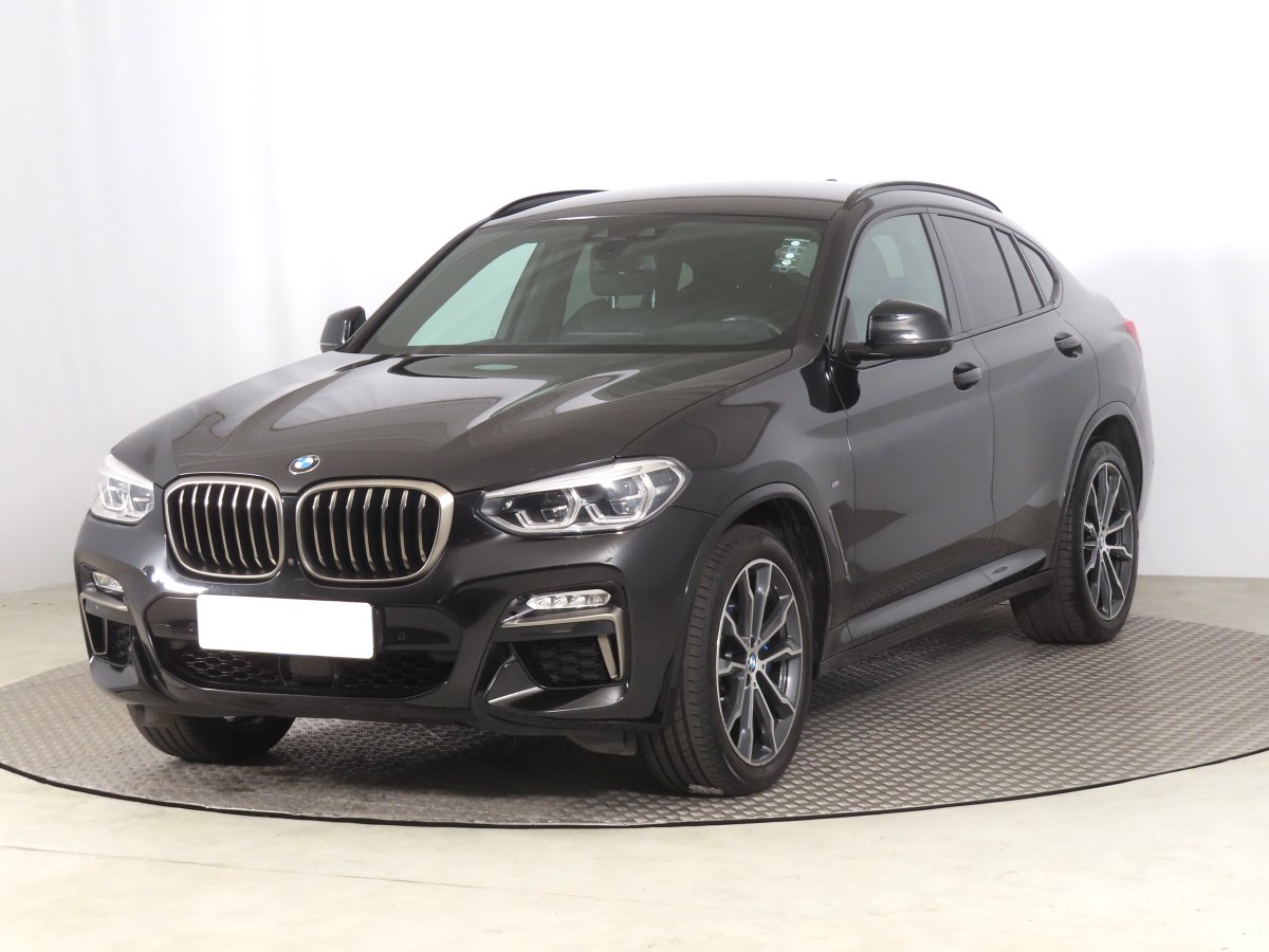 BMW X4, 2018 - pohled č. 3