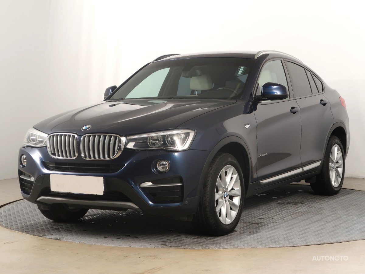 BMW X4, 2015 - pohled č. 3