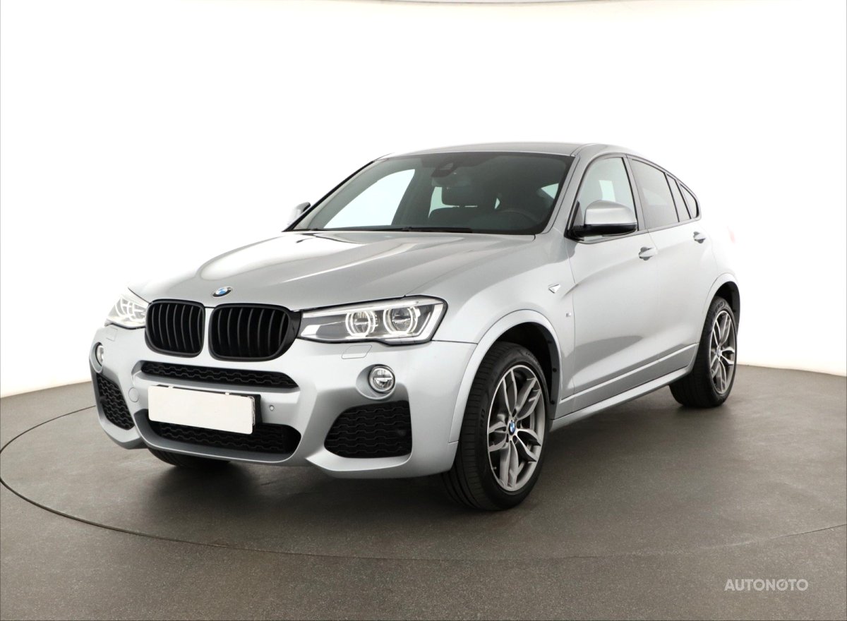 BMW X4, 2016 - pohled č. 3