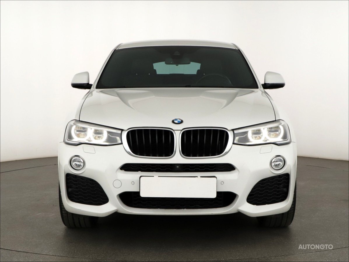 BMW X4, 2017 - pohled č. 2