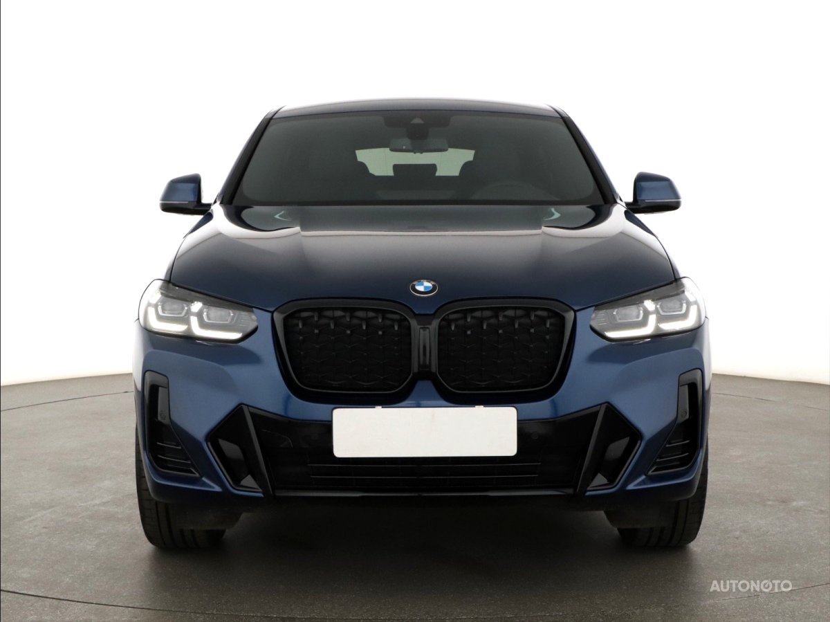 BMW X4, 2024 - pohled č. 2